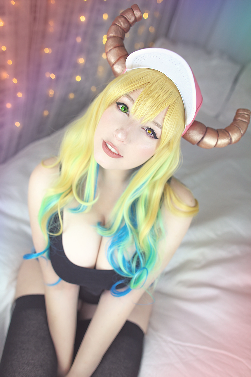 Piadn-lucoa takes a selfie(10)